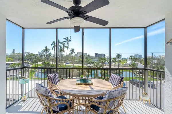 Photo 1 - Harbor Towers Ocean View Escape