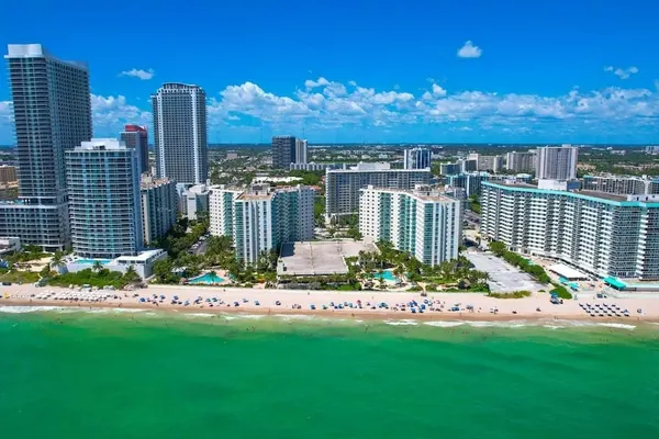 Photo 1 - GLOBALSTAY Tides Hollywood Beach Retreat