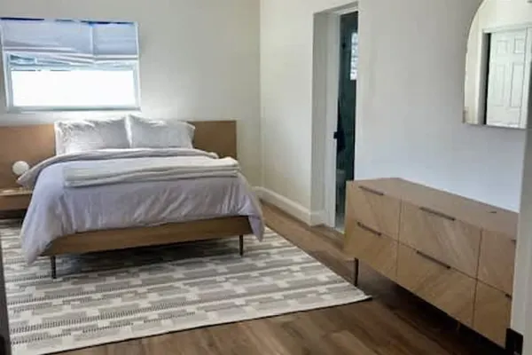 Photo 1 - NEW Stunning Home-close to Beaches-pet Friendly