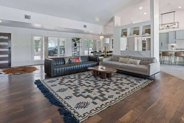 Photo 1 - Luxurious Modern Retreat With Private Pool Patio