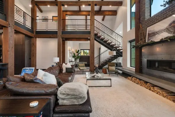 Photo 1 - Architecturally Stunning Cle Elum Luxury Retreat