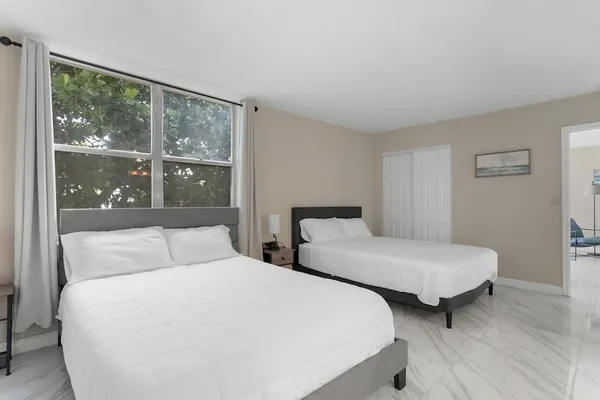 Photo 1 - Bay Harbor Sunset Apt 2A