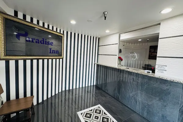Photo 1 - Paradise Inn