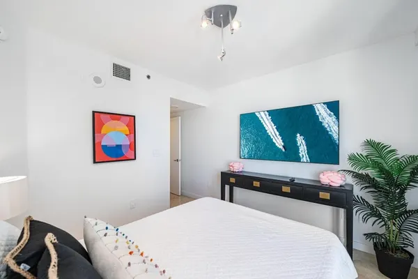 Photo 1 - Sunny side suites