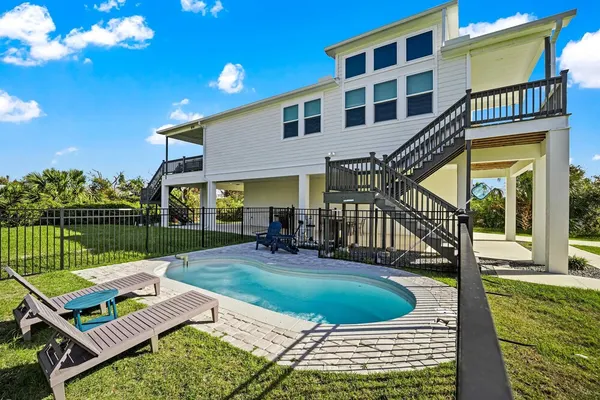 Photo 1 - Casa Blanca 3 2 New Beach Home With Heated Pool