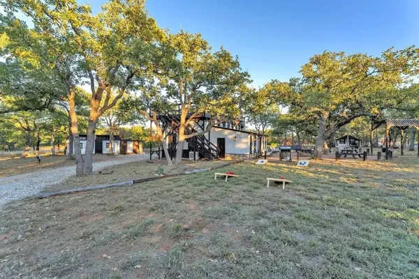 Photo 1 - Viognier: Pet Friendly, Hot-tub, 10-mins to Downtown!