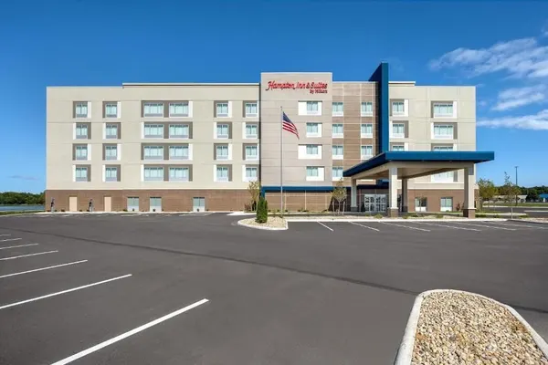 Photo 1 - Hampton Inn & Suites by Hilton Port Clinton Catawba Island