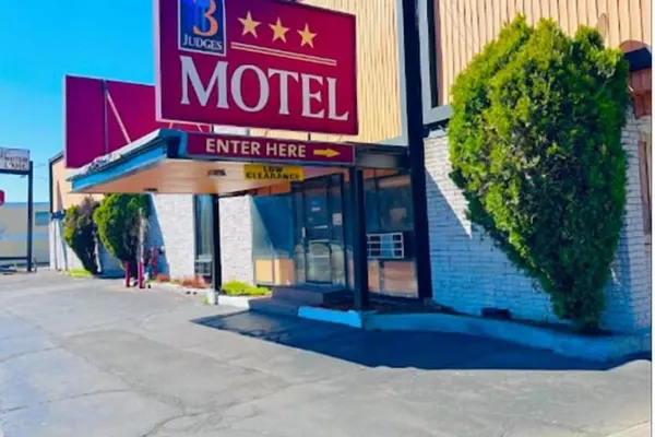 Photo 1 - Three Judges Motel