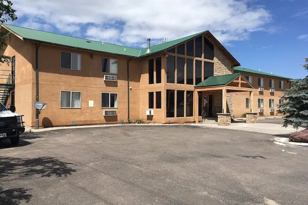 Photo 1 - Mountain View Motor Inn LLC