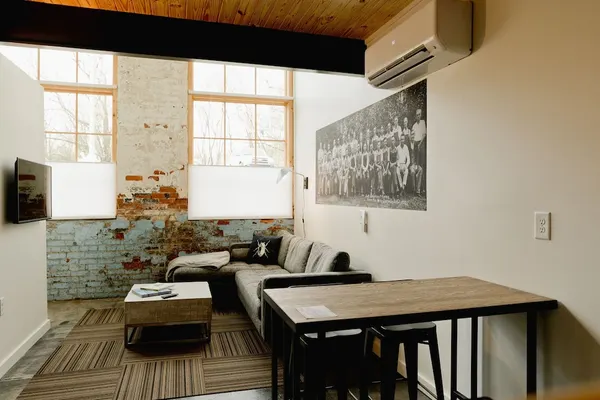 Photo 1 - Loom Room Retreat