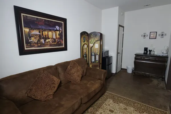 Photo 1 - Unit 3 Champagne Terminal Stylish Stay