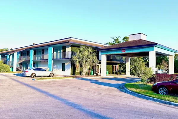 Photo 1 - Eglin Extended Stay Hotel, a Howard Johnson by Wyndham