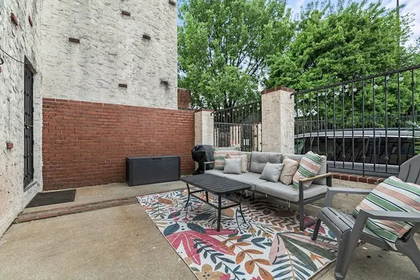 Photo 1 - Family Oasis with 3BR, Games, WIFI & BBQ