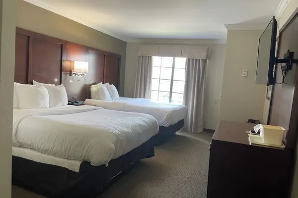 Photo 1 - Forestpark Suites