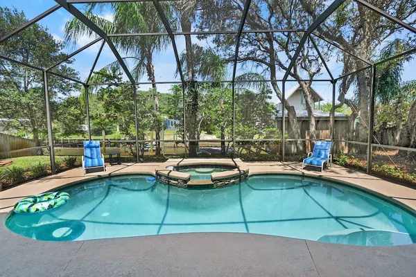 Photo 1 - Pool Hot Tub Dock Walk to Beach Beach Gear