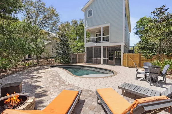 Photo 1 - 30A Beach House w/ Private Pool, Fire Pit, BBQ & Golf Cart to Rosemary Beach