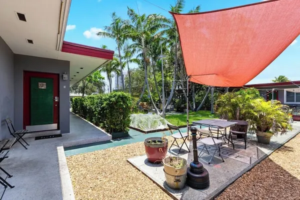 Photo 1 - 1BR Studio w/ Parking, Bbq, Garden Hollywood