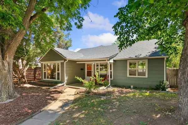 Photo 1 - Urban Nest Garage, Sunroom & Fenced Yard