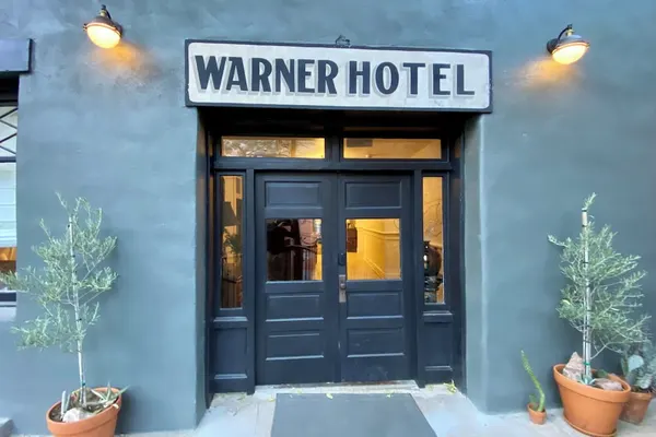 Photo 1 - Warner Hotel