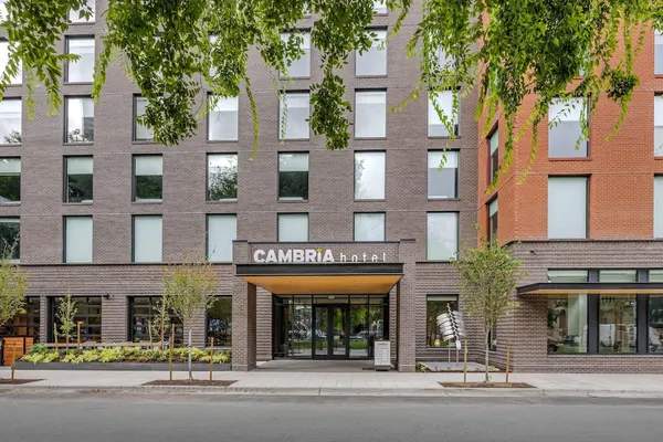 Photo 1 - Cambria Hotel Portland - Pearl District