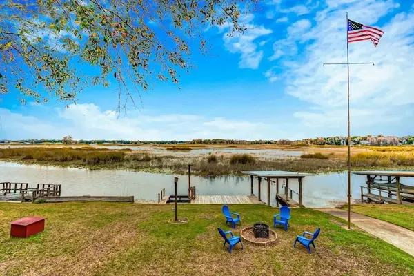 Photo 1 - Lake Side Retreat