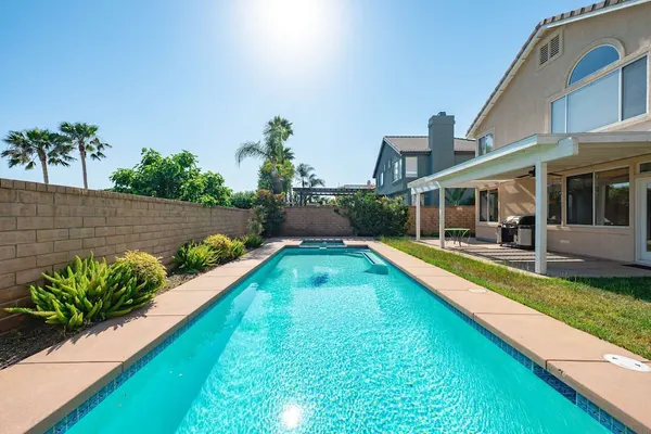 Photo 1 - Bright Designer Home w Pool Near Everything