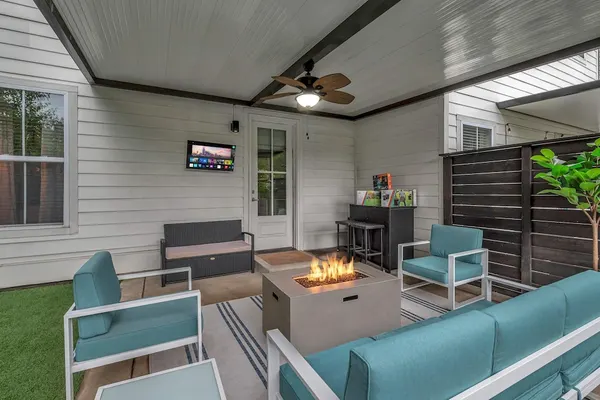 Photo 1 - Rooftop Large Backyard Fire Pit Near Downtown Nashville