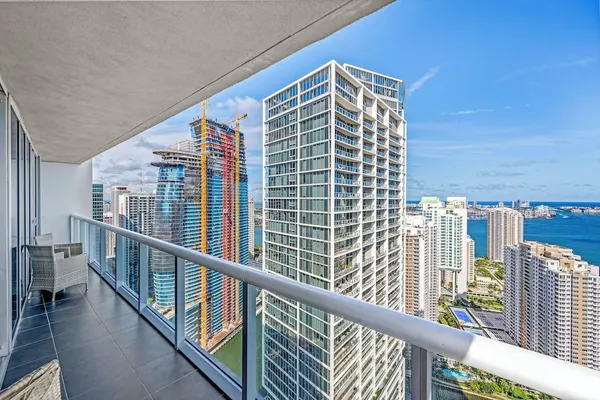 Photo 1 - Icon Brickell