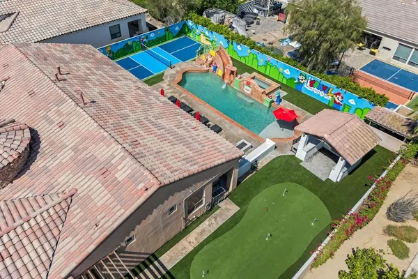 Photo 1 - Super Mario Retreat Dream Getaway
