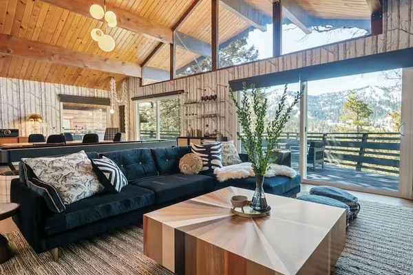 Photo 1 - Ski View Chalet