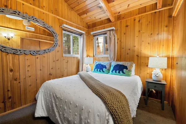 Photo 1 - Honey Bear Den