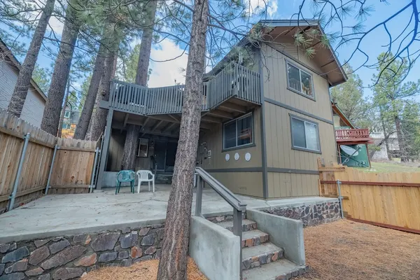 Photo 1 - Moonridge Manor