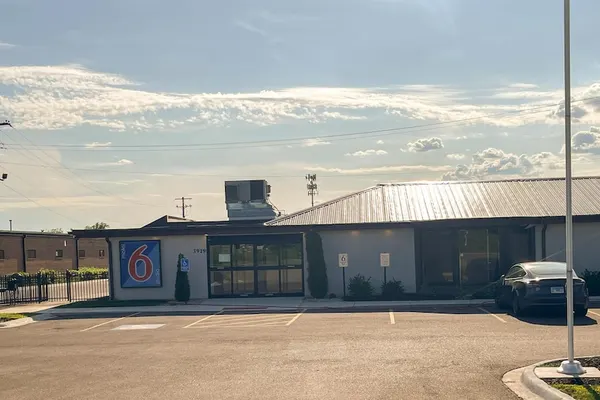 Photo 1 - Studio 6 Rockford, IL – RFD Airport