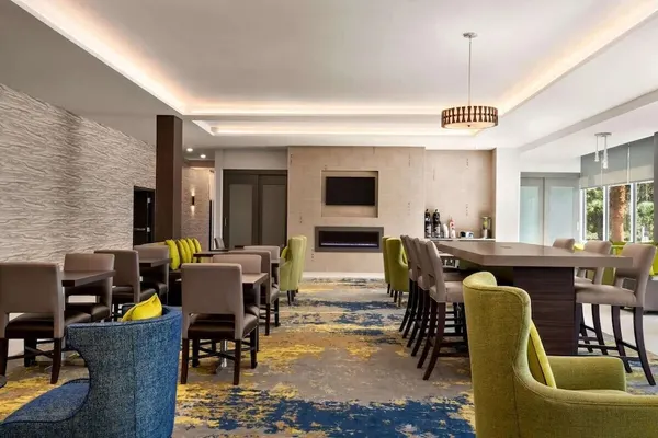 Photo 1 - La Quinta Inn & Suites Idrive