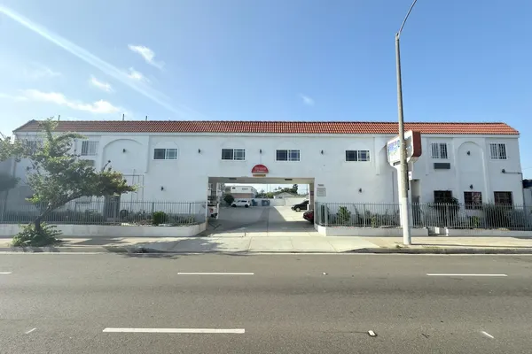 Photo 1 - Dream Inn