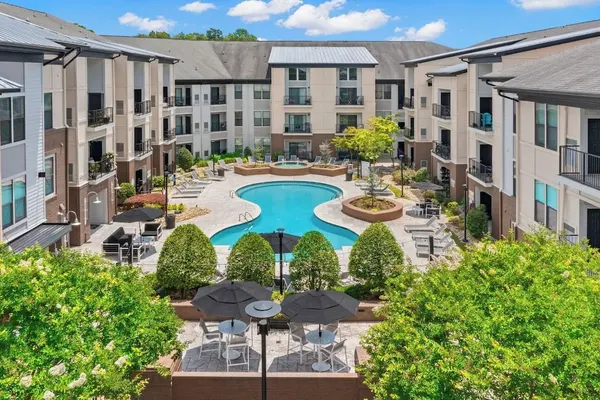 Photo 1 - Landing Charlotte Apartments