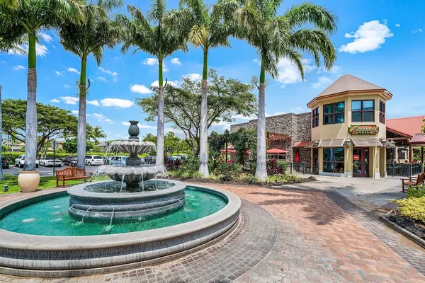 Photo 1 - Hawaiian Villas - Includes Concierge - Great Location! - Vrkcv