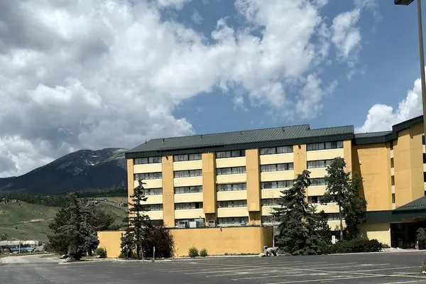 Photo 1 - Mountain Valley Inn & Suites