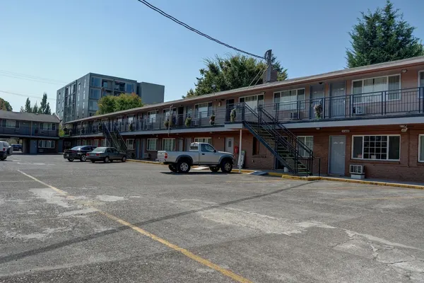 Photo 1 - The Palms Motel