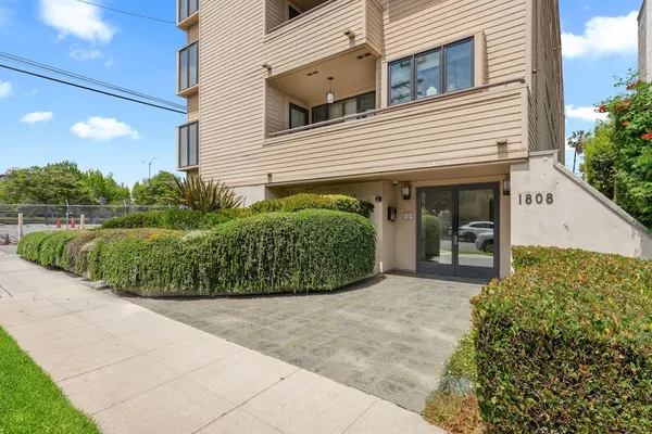 Photo 1 - Stylish Westwood Condo