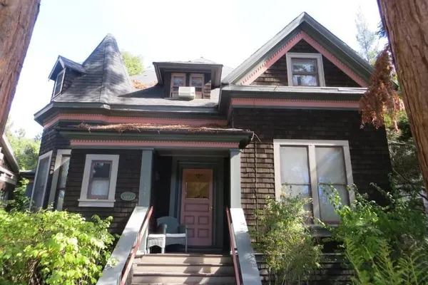 Photo 1 - Crowper Inn