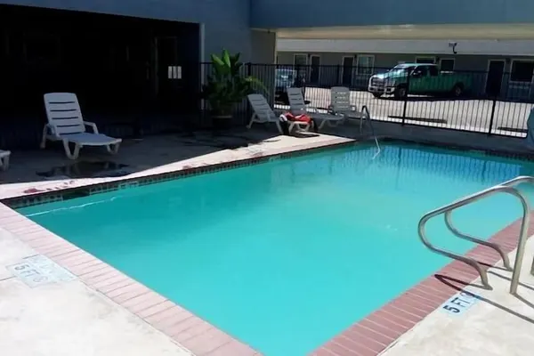 Photo 1 - Southern Inn & Suites