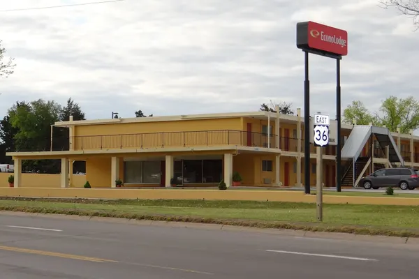 Photo 1 - Econo Lodge Phillipsburg
