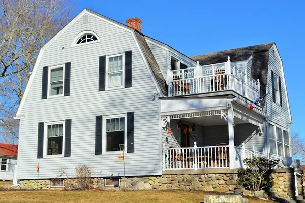 Photo 1 - Heathwood Inn