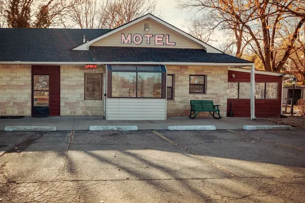 Photo 1 - Simmer Motel
