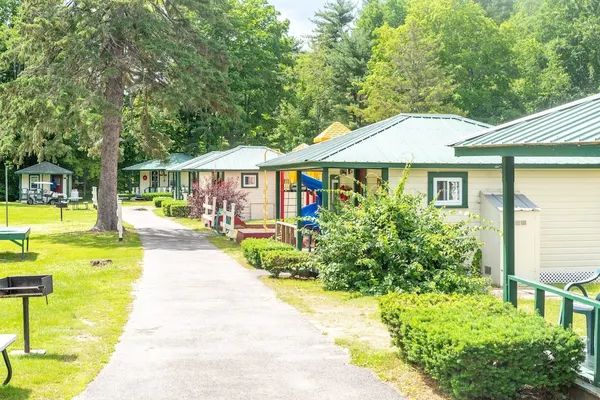 Photo 1 - Perry's Motel and Cottages