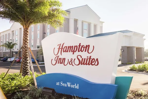 Photo 1 - Hampton Inn & Suites Orlando At SeaWorld
