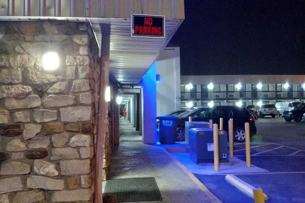 Photo 1 - Motel 6 Indianapolis, IN - South