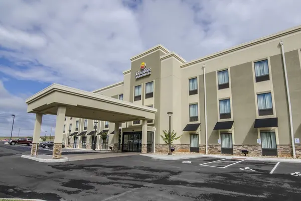 Photo 1 - Comfort Inn & Suites Lynchburg Airport - University Area