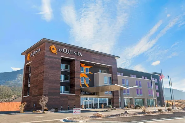 Photo 1 - La Quinta Inn & Suites by Wyndham Cedar City